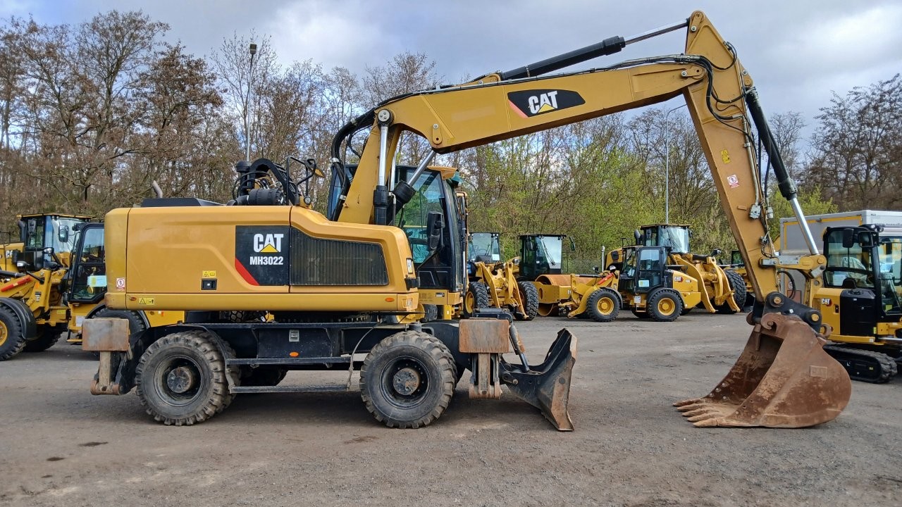 Caterpillar MH3022