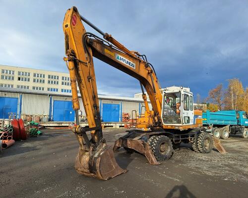 Hyundai Robex 200W-2