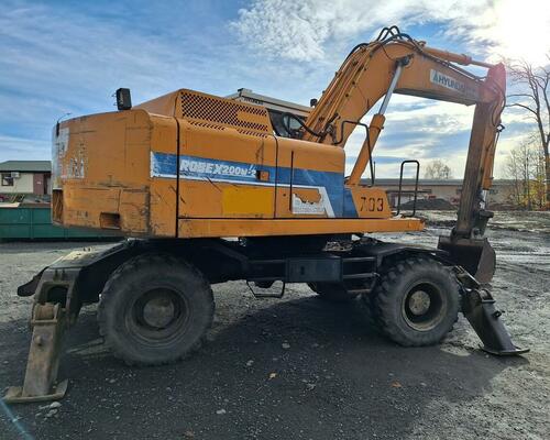 Hyundai Robex 200W-2