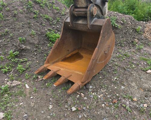 JCB JS 160W