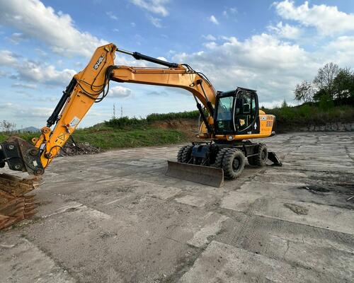 Kolové rypadlo 18t - JCB JS175W + 3 lžíce, po servisu