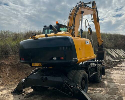Kolové rypadlo 18t - JCB JS175W + 3 lžíce, po servisu