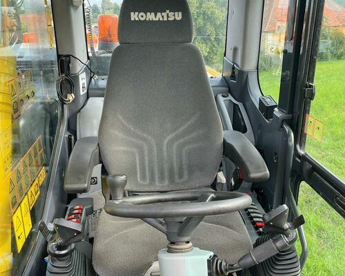 Kolové rypadlo Komatsu PW160-10 (Možnost leasingu)