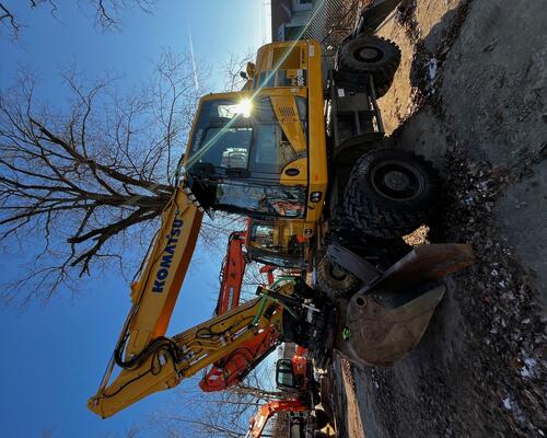 Kolové rypadlo KOMATSU PW 160-11