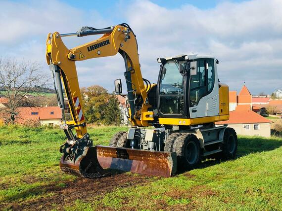 Kolové rypadlo Liebherr A910 (Možnost leasingu)