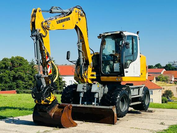 Kolové rypadlo Liebherr A910 (Možnost leasingu)