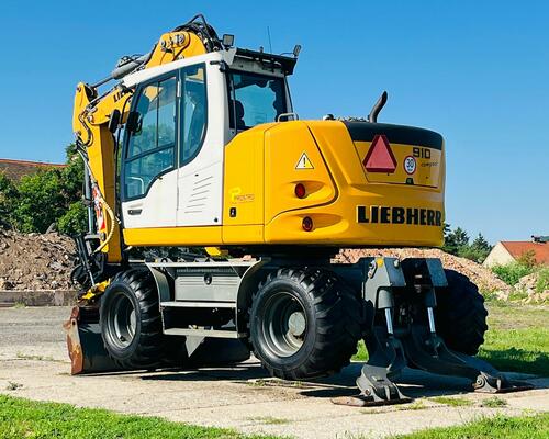 Kolové rypadlo Liebherr A910 (Možnost leasingu)