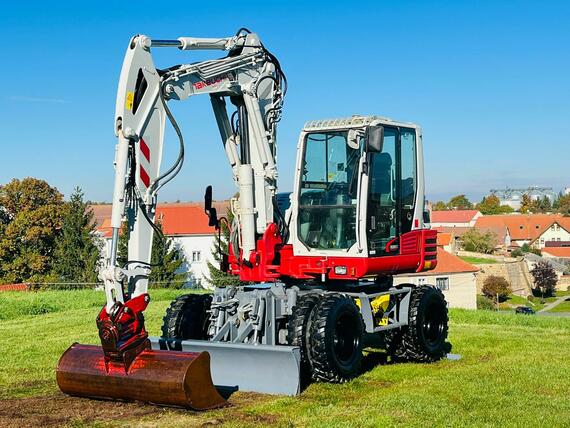 Kolové rypadlo Takeuchi TB295W (Možnost leasingu) Kolové rypadlo Takeuchi TB295W (Možnost leasingu)
