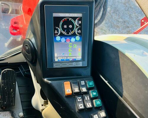 Kolové rypadlo Takeuchi TB295W (Možnost leasingu)