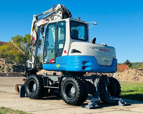 Kolové rypadlo Takeuchi TB295W (Možnost leasingu)