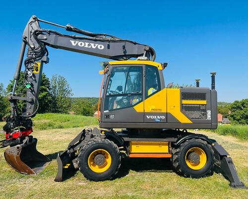 Kolové rypadlo Volvo EW160E (Možnost leasingu)