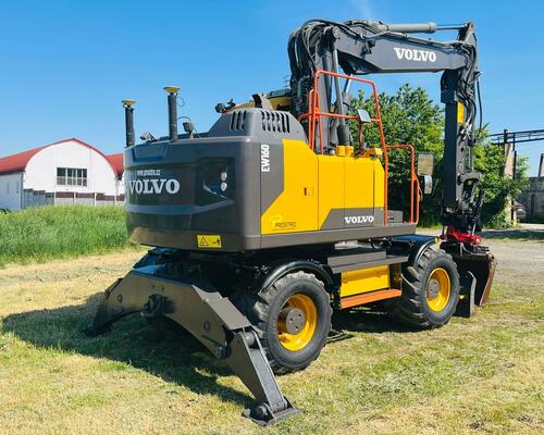 Kolové rypadlo Volvo EW160E (Možnost leasingu)