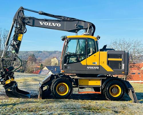 Kolové rypadlo Volvo EW160E (Možnost leasingu)