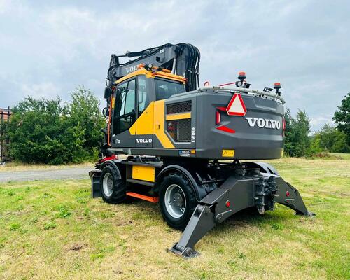 Kolové rypadlo Volvo EW160E (Možnost leasingu)
