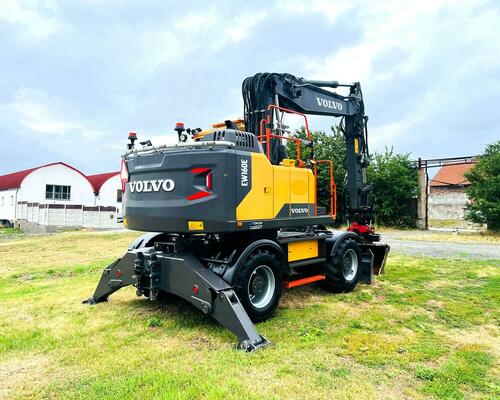 Kolové rypadlo Volvo EW160E (Možnost leasingu)