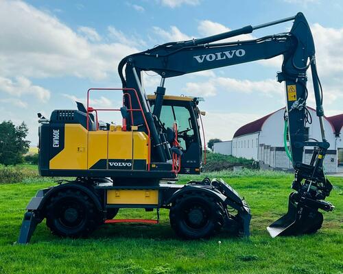 Kolové rypadlo Volvo EW160E (Možnost leasingu)