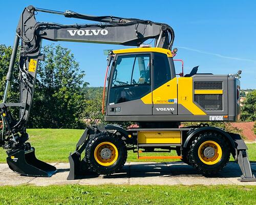 Kolové rypadlo Volvo EW160E (Možnost leasingu)