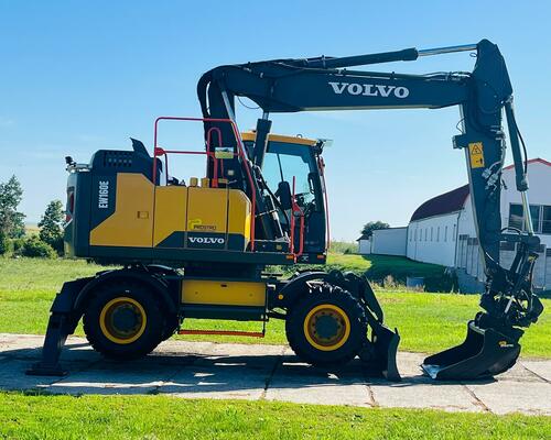 Kolové rypadlo Volvo EW160E (Možnost leasingu)