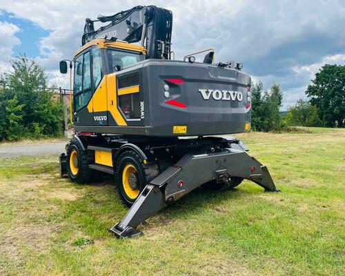 Kolové rypadlo Volvo EW160E (Možnost leasingu)