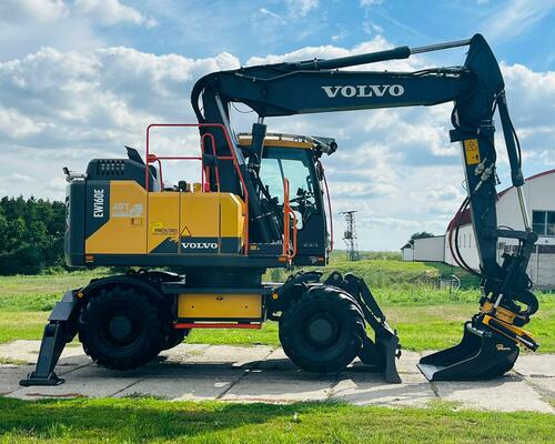 Kolové rypadlo Volvo EW160E (Možnost leasingu)