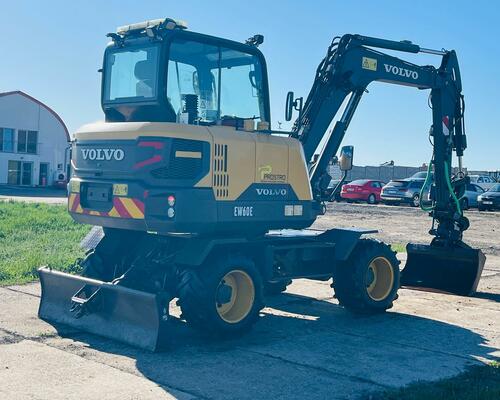 Kolové rypadlo Volvo EW60E (Možnost leasingu)