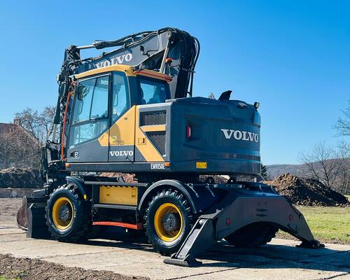 Kolové rypadlo Volvo EWR150E (Možnost leasingu)