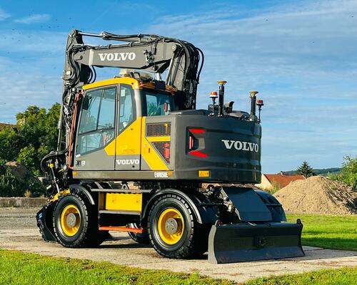 Kolové rypadlo Volvo EWR150E (Možnost leasingu)