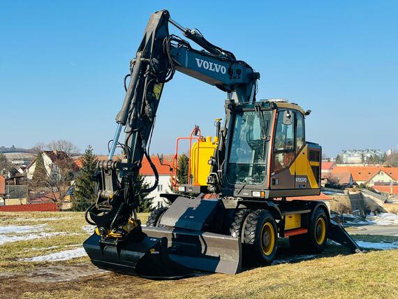 Kolové rypadlo Volvo EWR150E (Možnost leasingu)