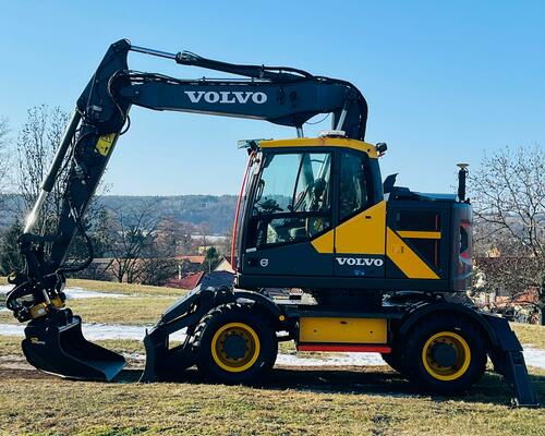 Kolové rypadlo Volvo EWR150E (Možnost leasingu)