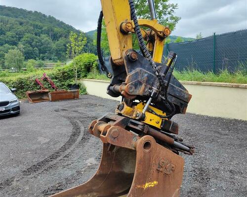Komatsu PW140-7