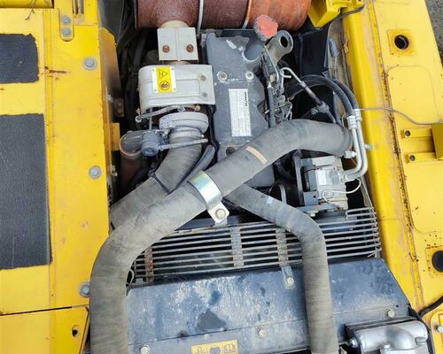 Komatsu PW140-7