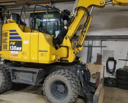 Komatsu PW 138 MR