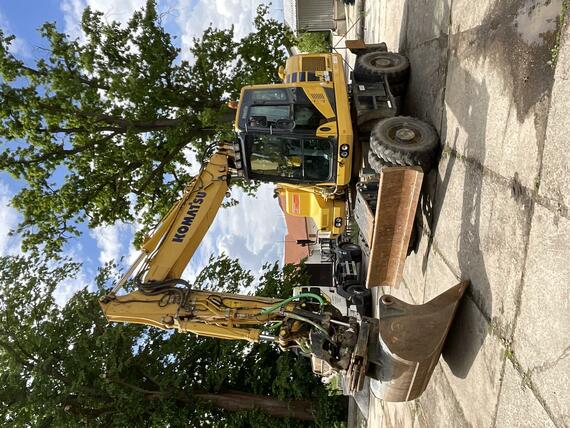 Komatsu PW 160-11