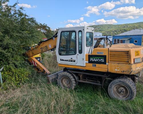 Liebherr A316