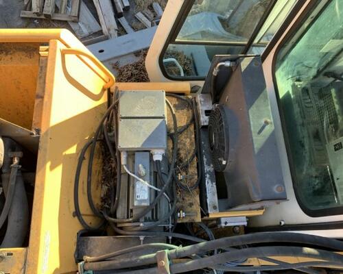 Liebherr A 932 Litronic