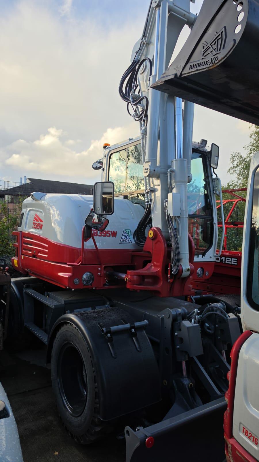 Takeuchi TB395