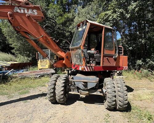 ATLAS 1204 