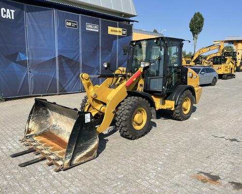 Caterpillar 906
