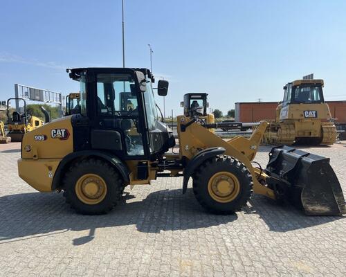 Caterpillar 906