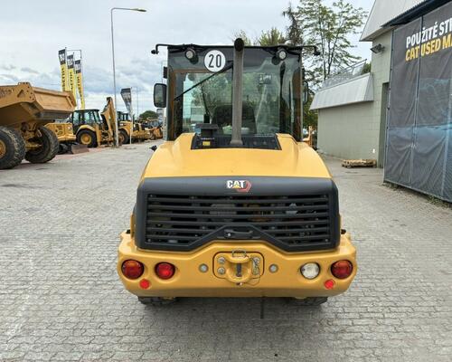 Caterpillar 906M