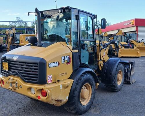 Caterpillar 906M