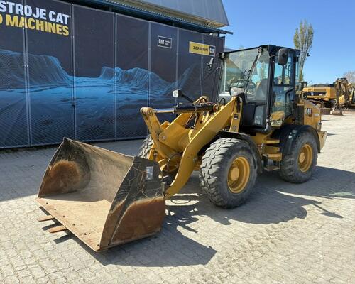 Caterpillar 908M