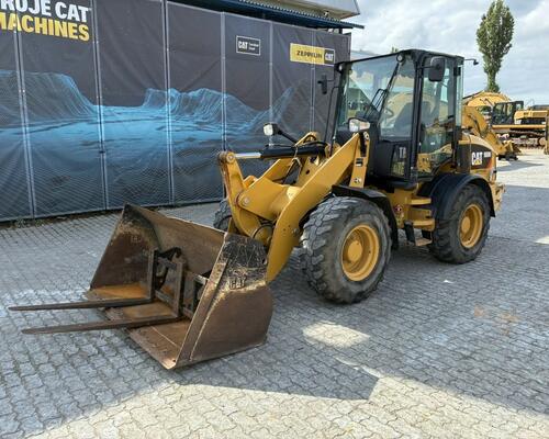 Caterpillar 908M