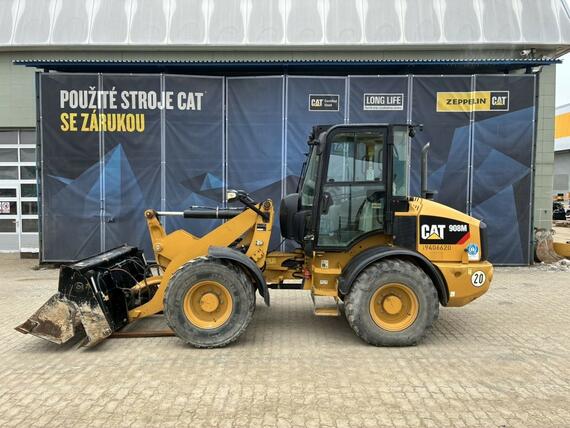 Caterpillar 908M