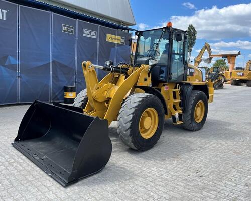 Caterpillar 914M