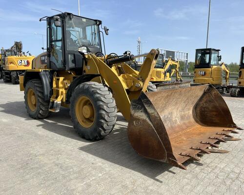 Caterpillar 918M