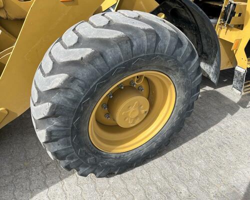Caterpillar 918M
