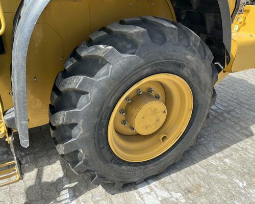 Caterpillar 918M