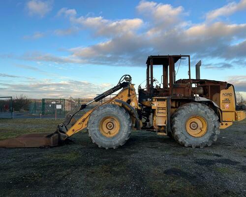 CATERPILLAR 930H-PRODEJ NA NÁHRADNÍ DÍLY