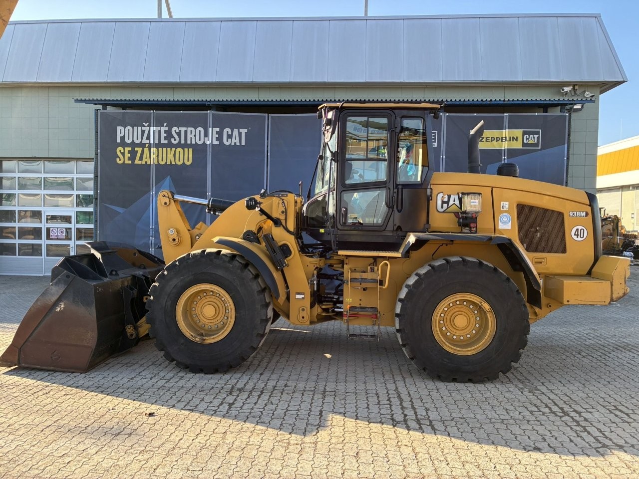 Caterpillar 938M